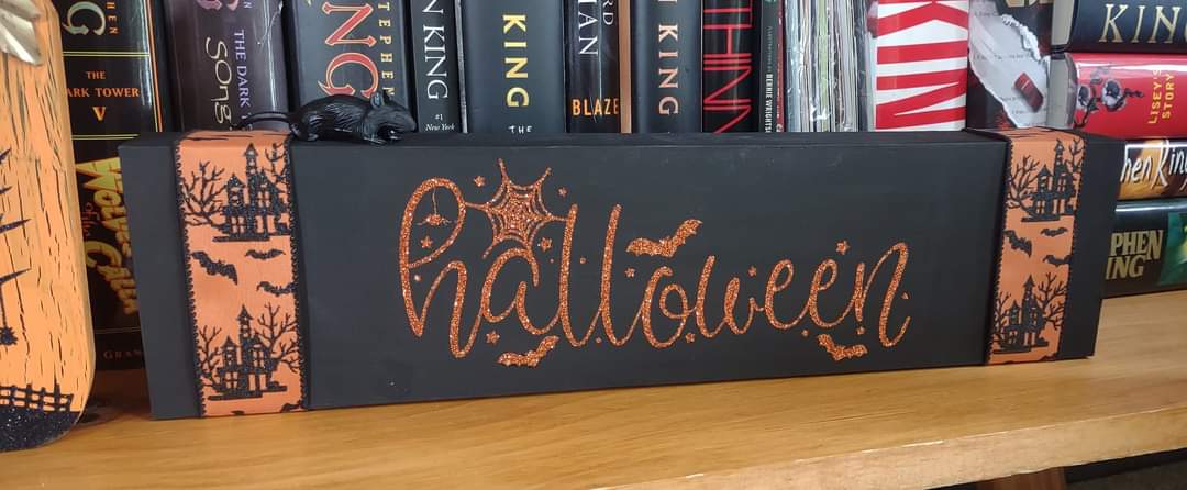 Halloween Shelf Sitter