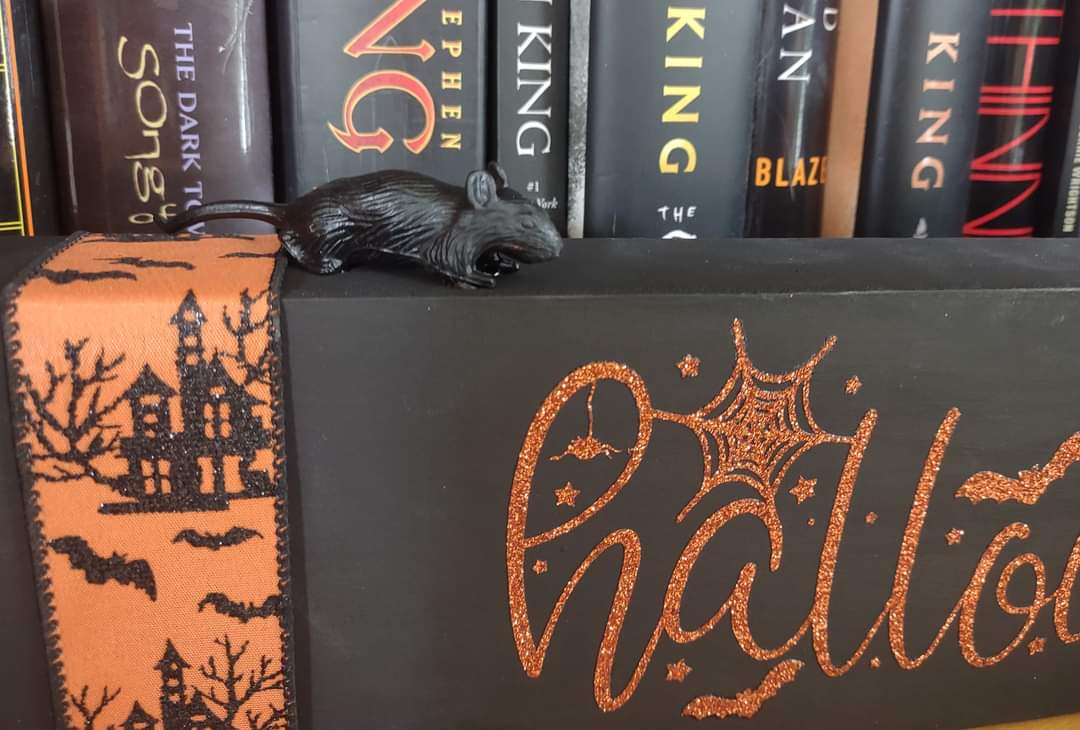 Halloween Shelf Sitter